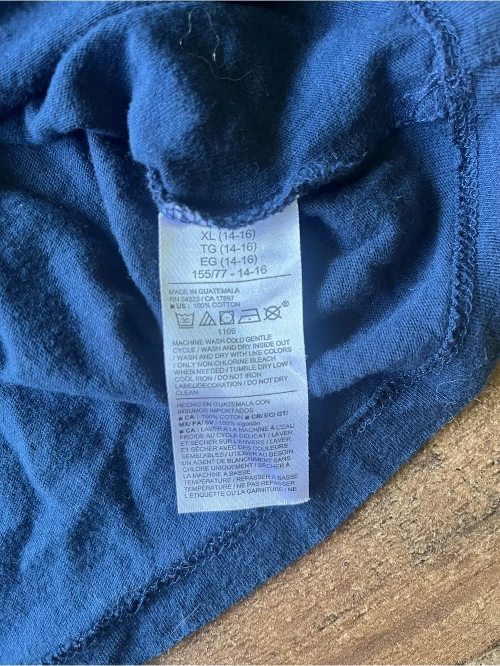 3/$15 ✨ Boy's Old Navy Graphic Fishing T‑Shirt in Navy | XL (14/16)